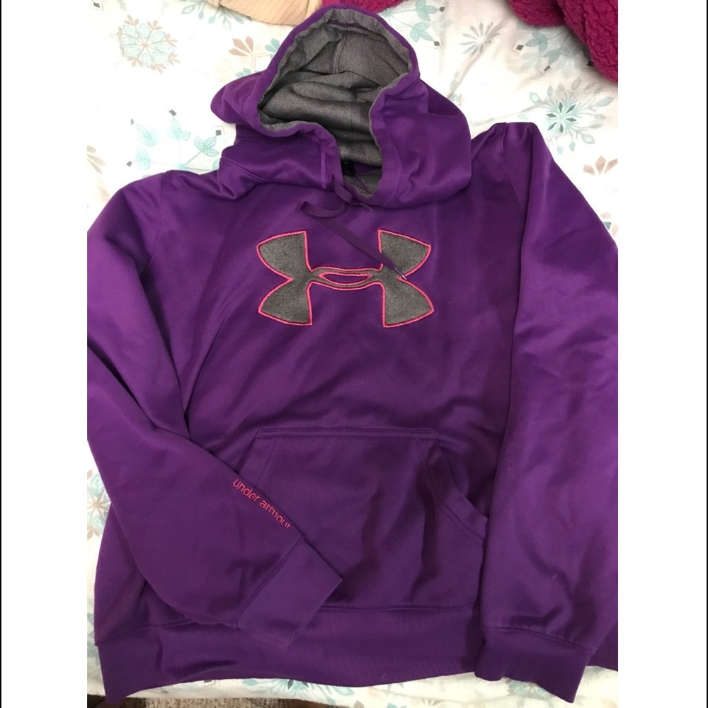 Under Armour Sweatshirt